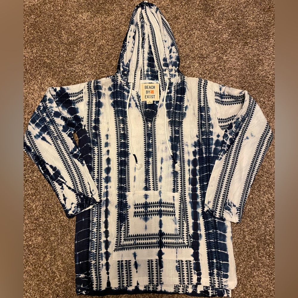 Blue Tie dye long sleeve poncho style tunic size medium
